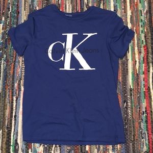 Blue Calvin Klein t-shirt
